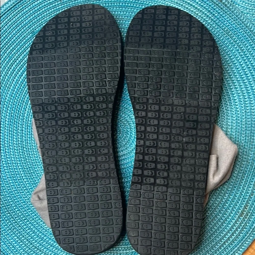 Sanuk Yoga Sling Black and Gray Sandals size 9 - Picture 6 of 12
